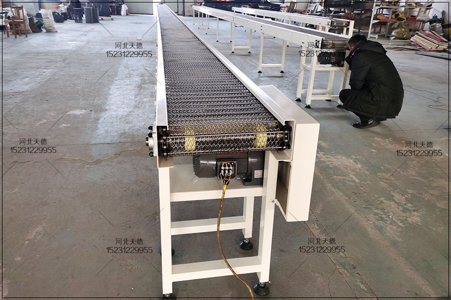網(wǎng)帶輸送機(jī)